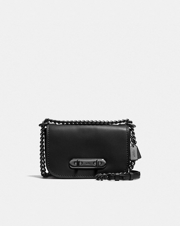 COACH SWAGGER SHOULDER BAG 20 IN GLOVETANNED LEATHER