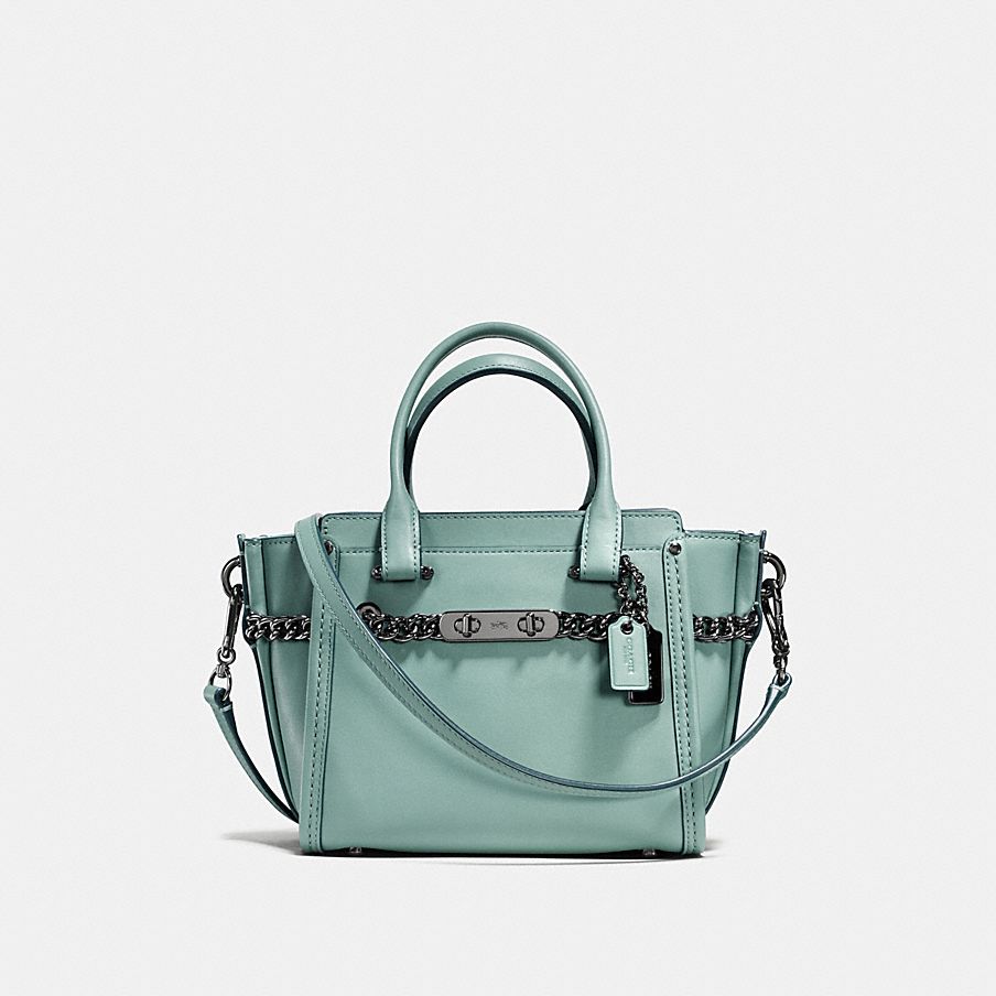 COACH: Coach Swagger 21 in Glovetanned Leather