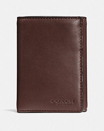 COACH: Men&#39;s Wallet Guide