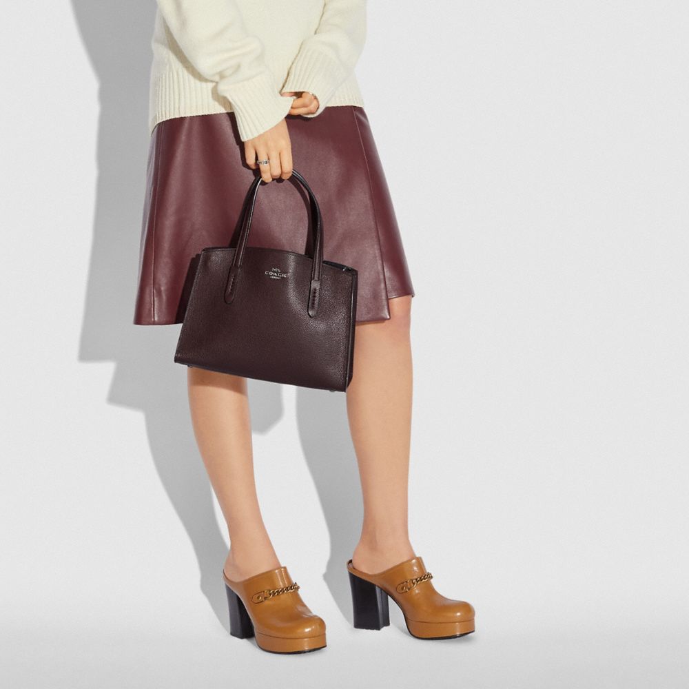 charlie 28 carryall in pebble leather