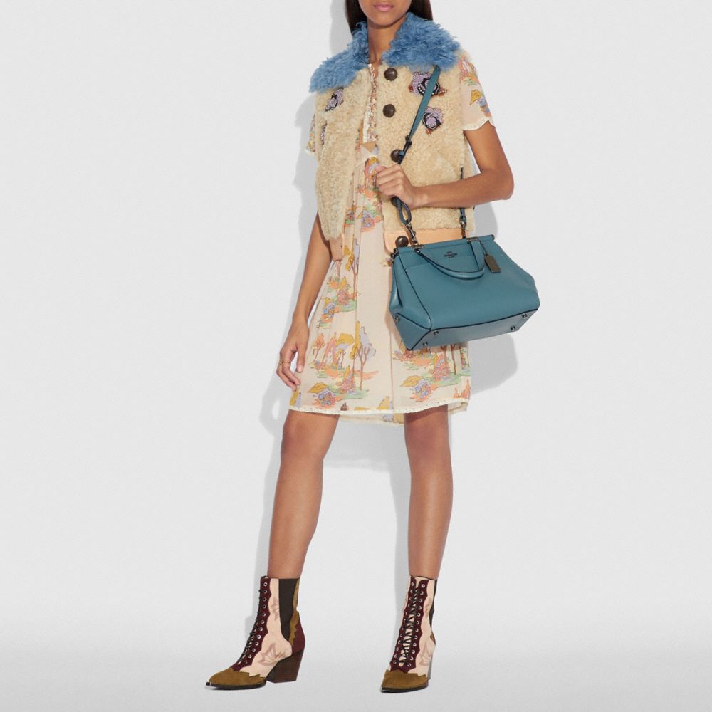 transparent shopping bag