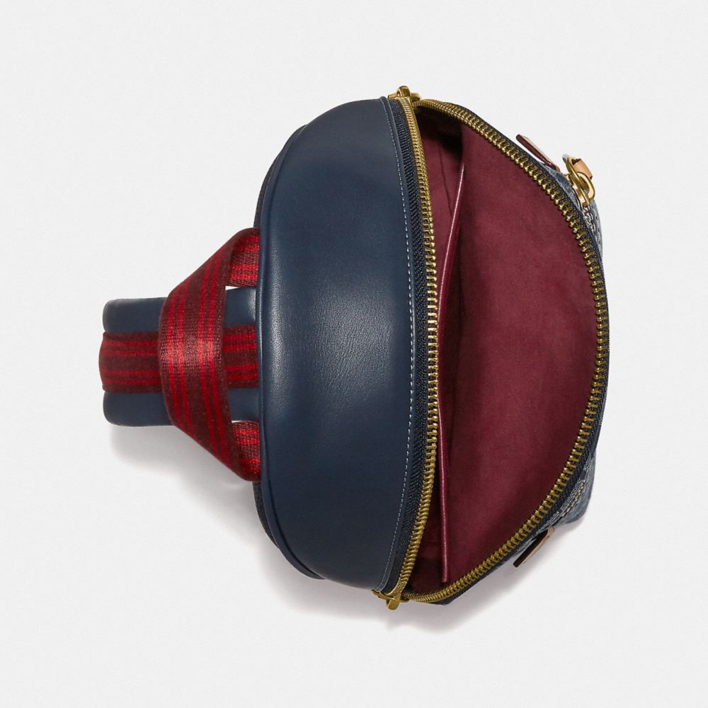 ACADEMY PACK IN SIGNATURE CHAMBRAY - Alternate View 1