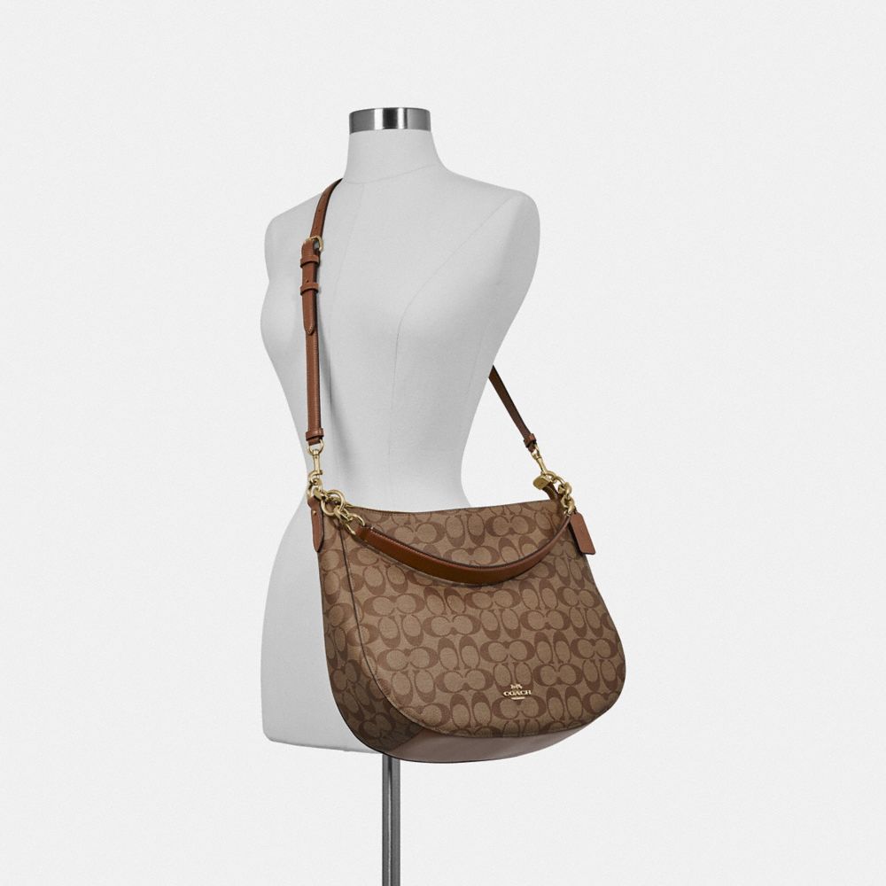 coach signature hobo