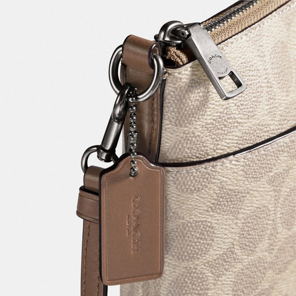 coach crossbody messenger