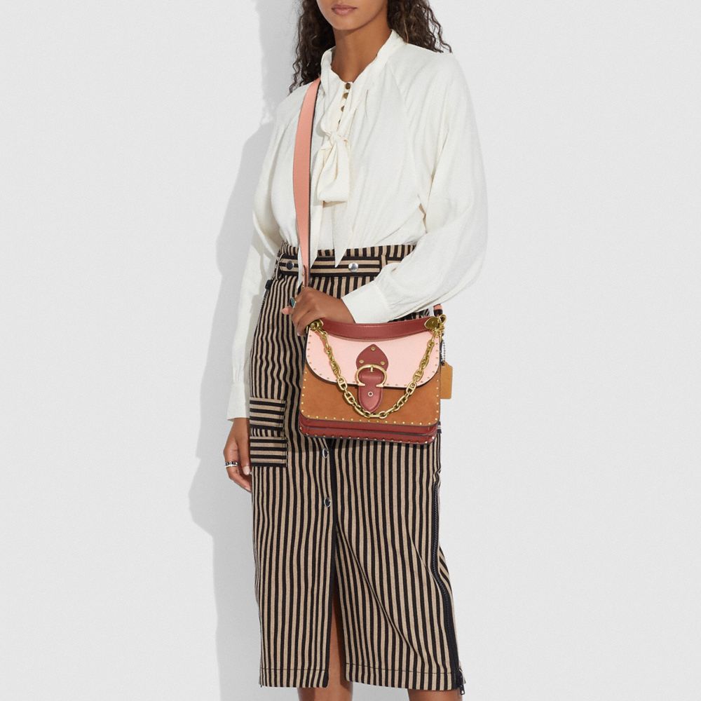 BEAT SHOULDER BAG IN COLORBLOCK WITH RIVETS - Alternate View 1