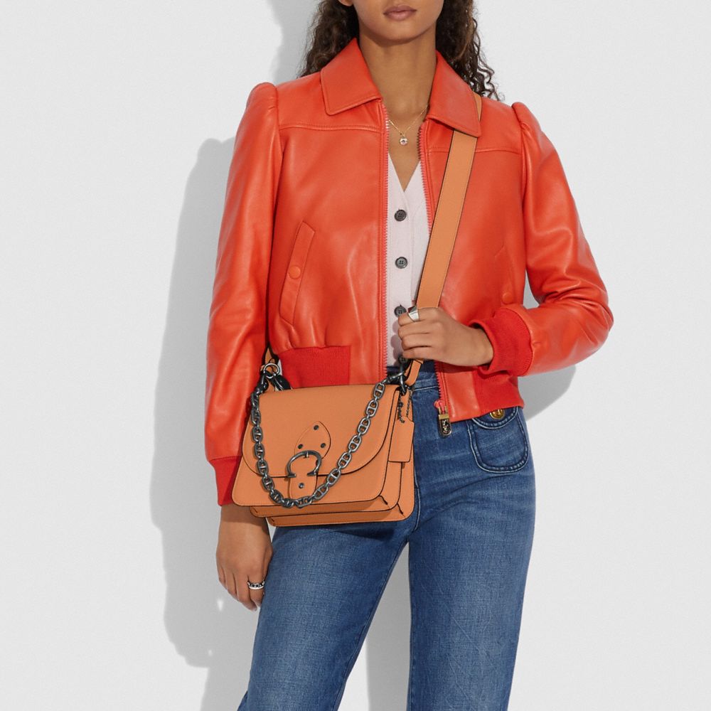 BEAT SHOULDER BAG - Alternate View 1