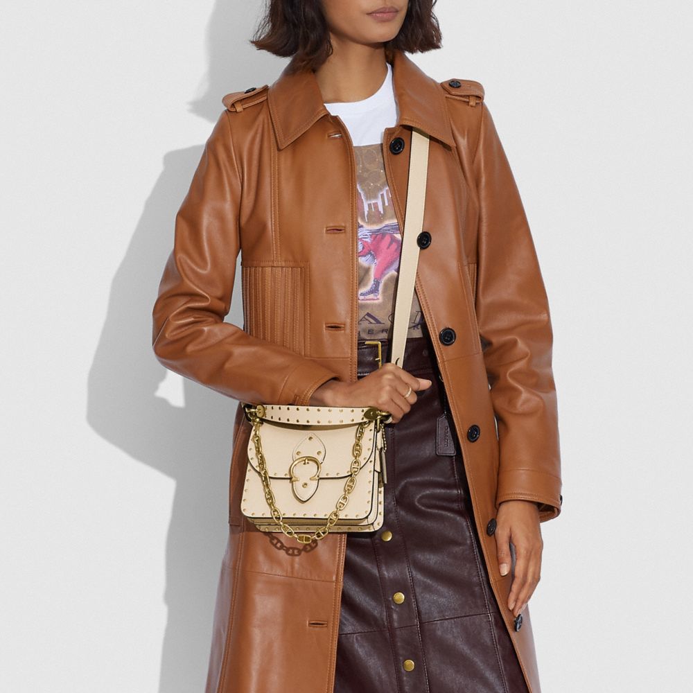 BEAT SHOULDER BAG 18 WITH RIVETS - Alternate View 1