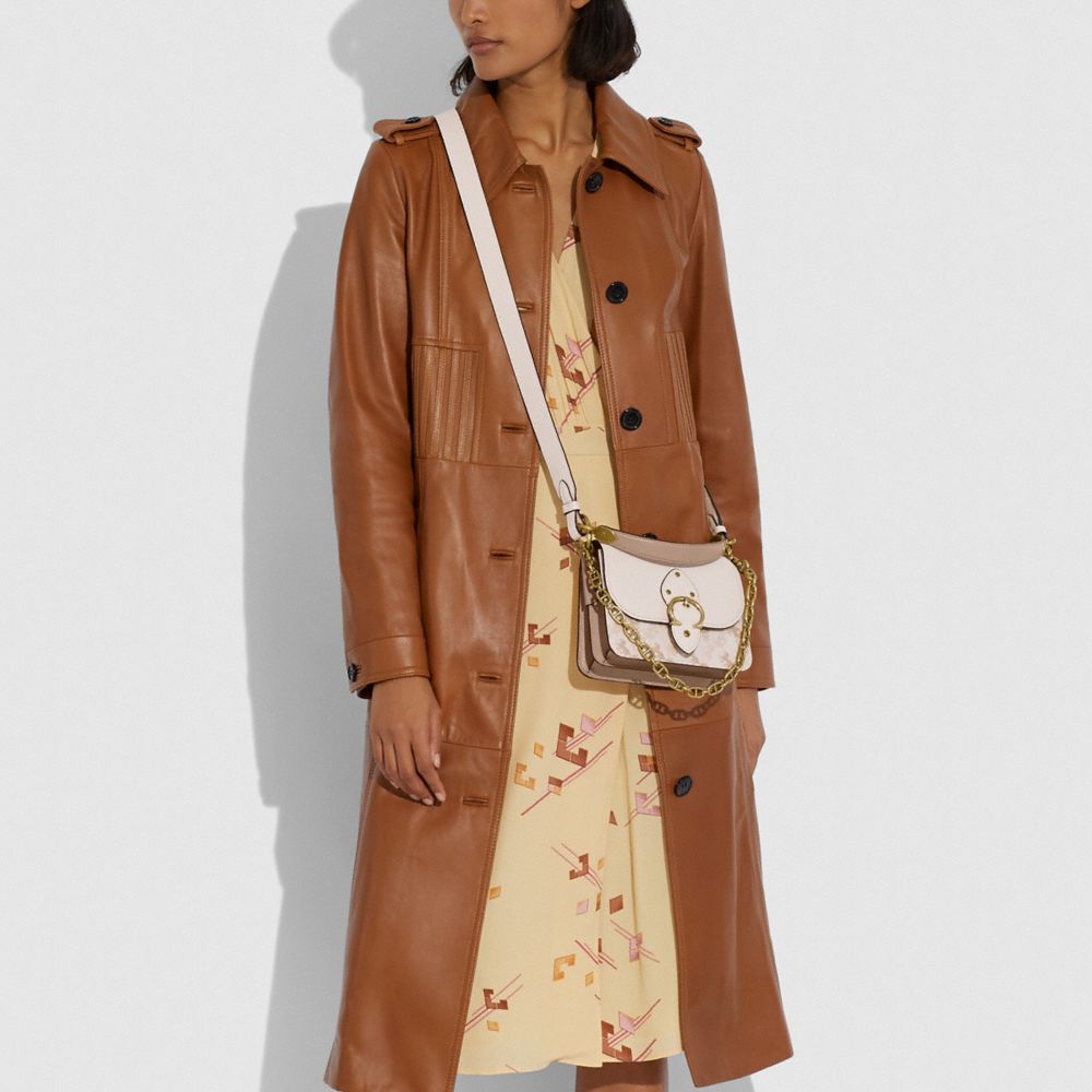 BEAT SHOULDER BAG 18 WITH HORSE AND CARRIAGE PRINT - Alternate View 1