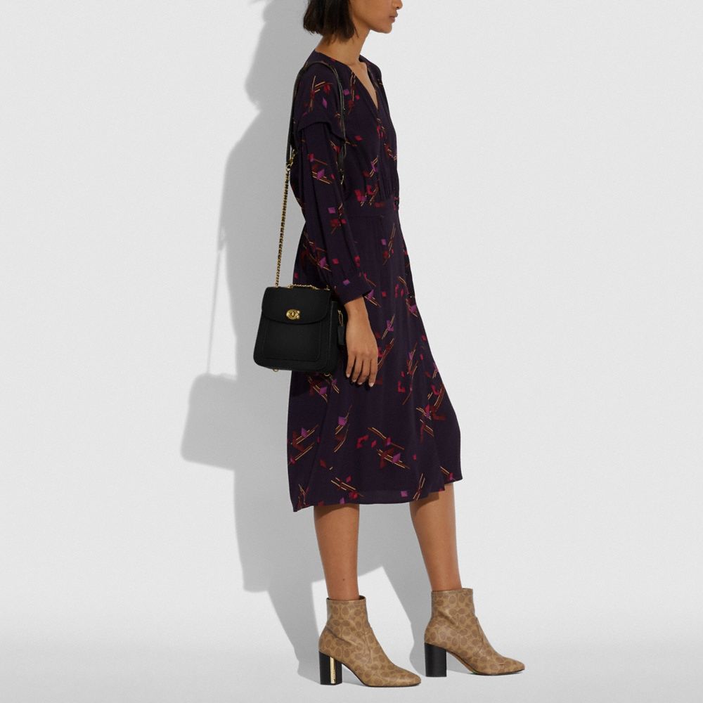 SAC &Agrave; DOS CONVERTIBLE MADISON 18 - Alternate View 1