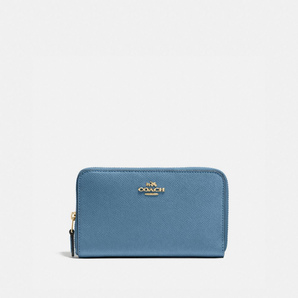 coach medium purse