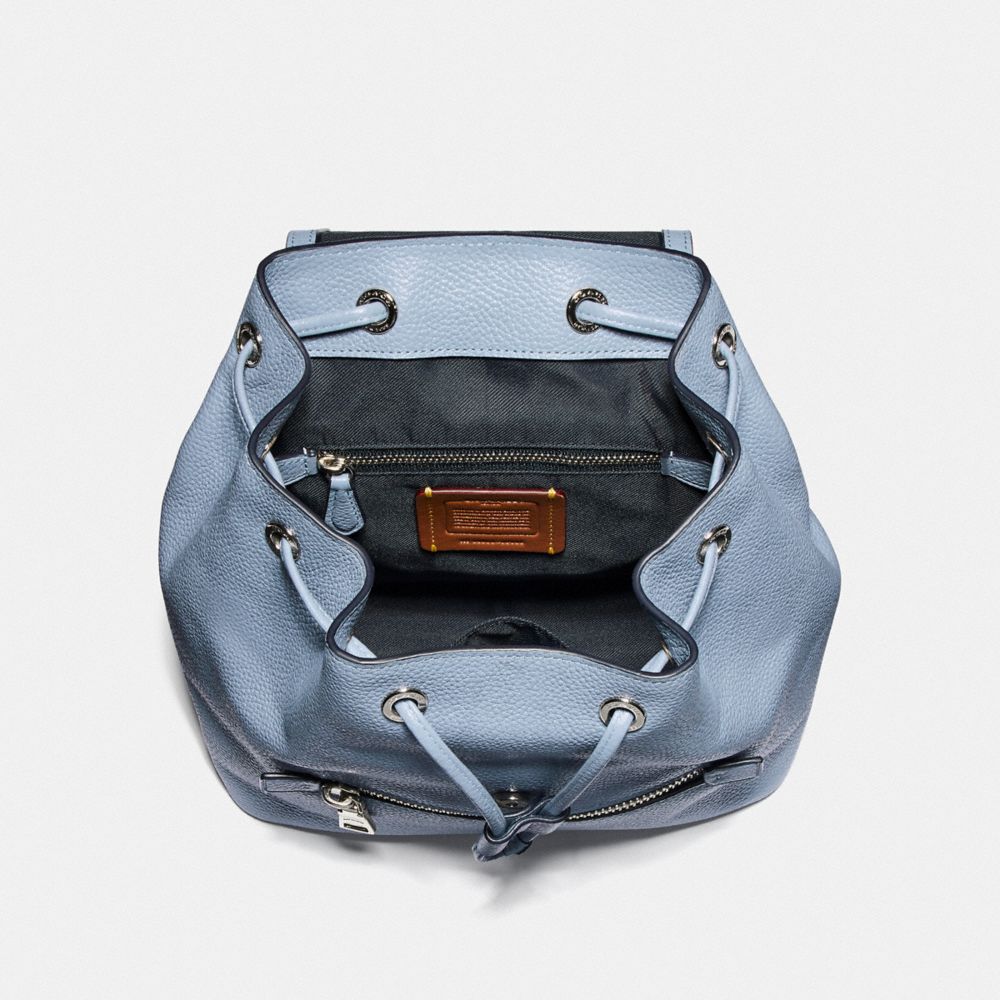 Evie Backpack 22 COACH