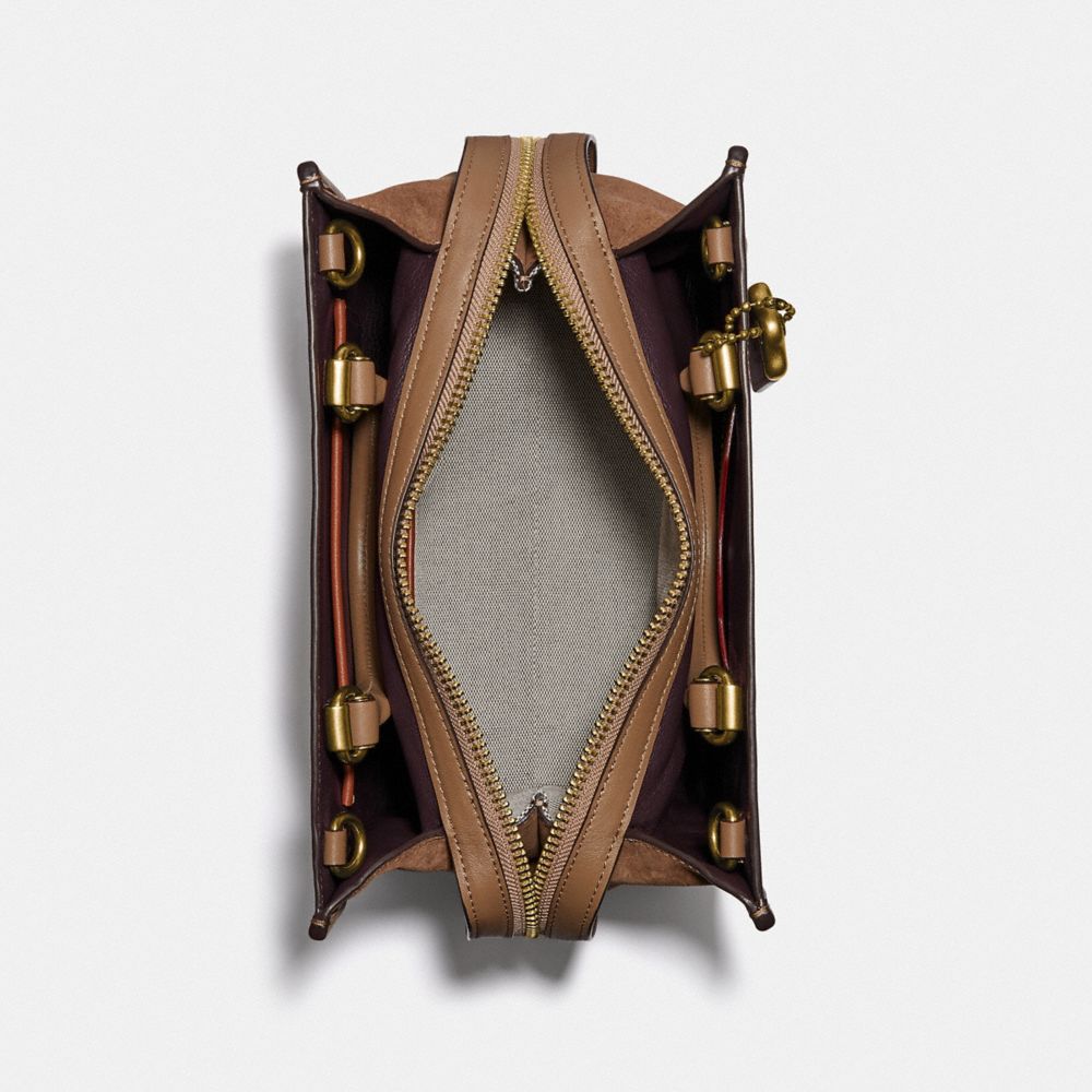 COACH X JEAN-MICHEL BASQUIAT ROGUE 25 - Alternate View 3