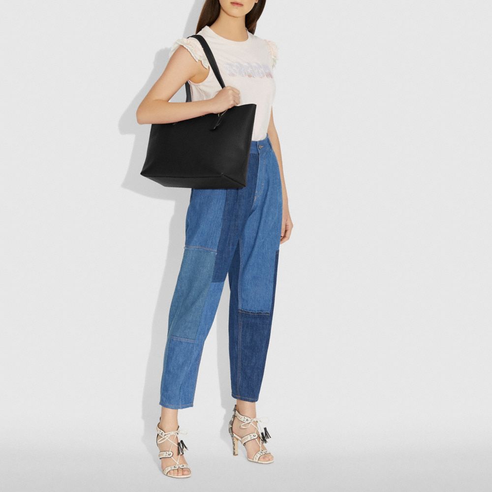coach central tote with zip