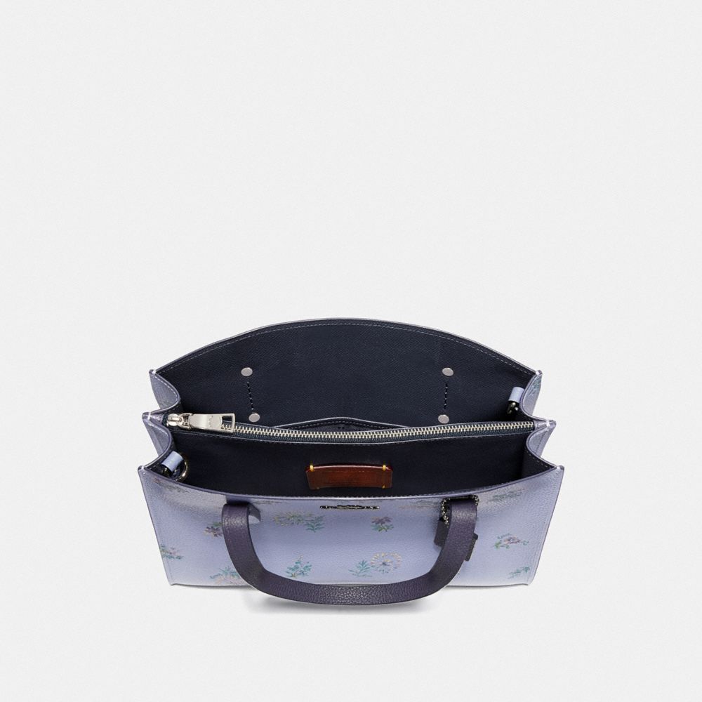 charlie carryall 28 with meadow prairie print