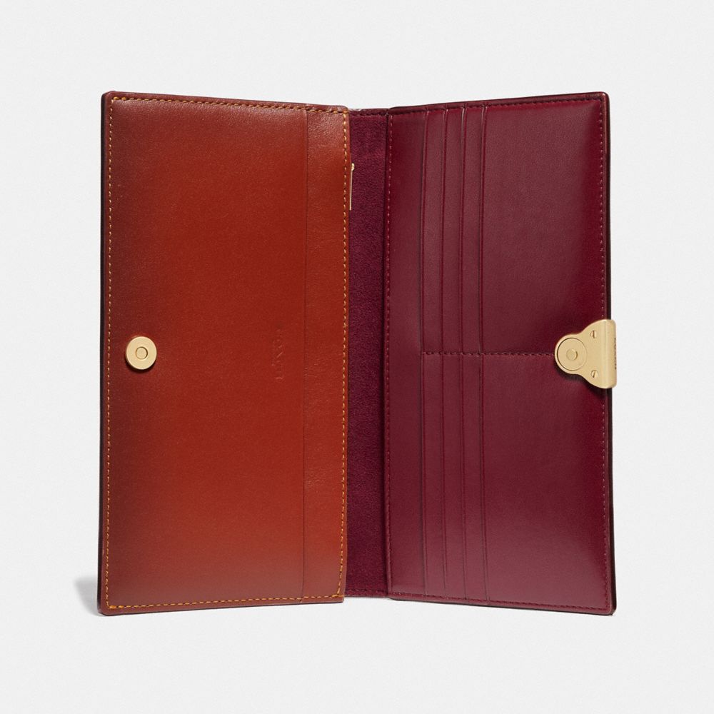 Dreamer wristlet in signature canvas hotsell