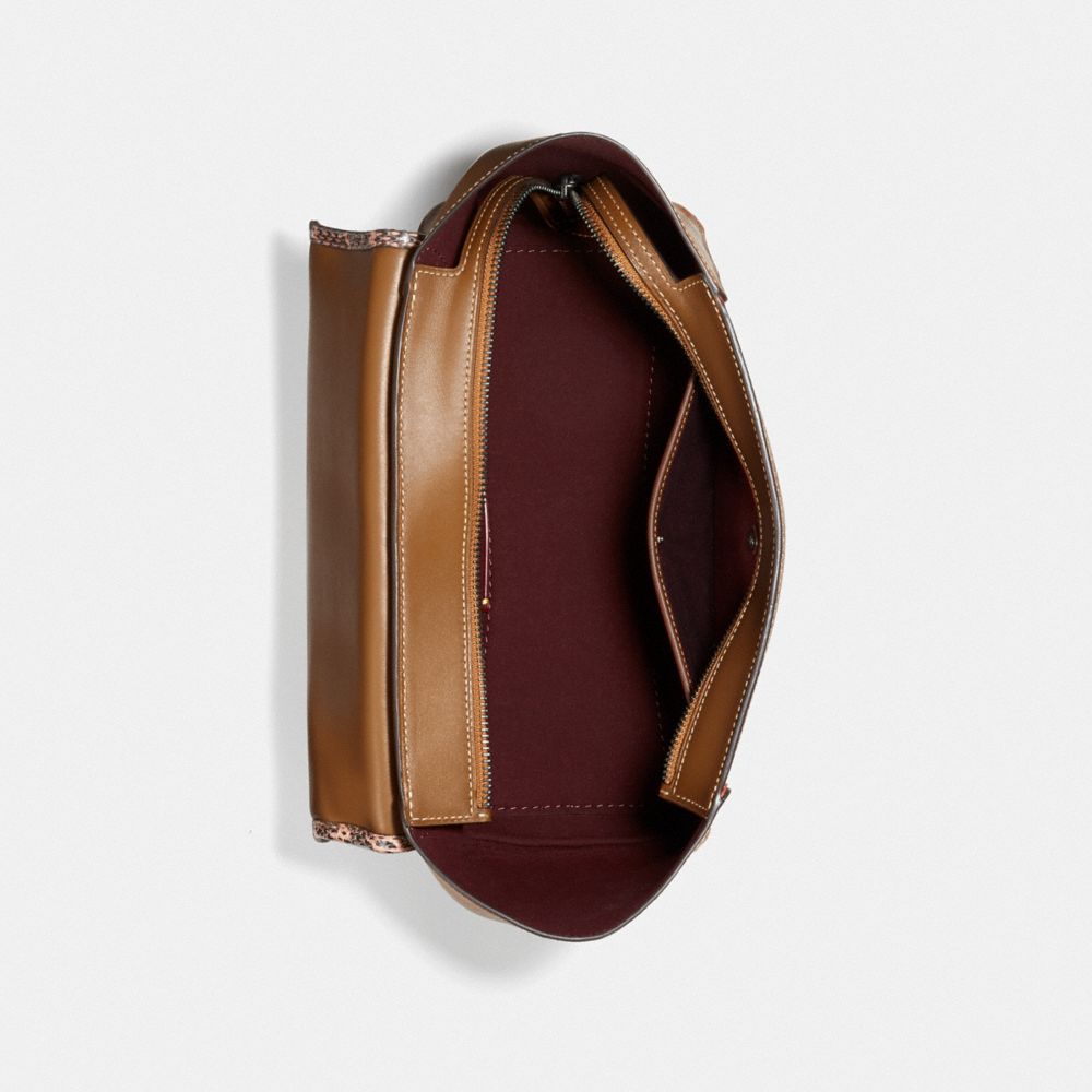 courier carryall