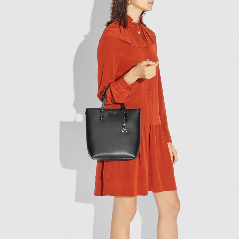 coach shopper tote