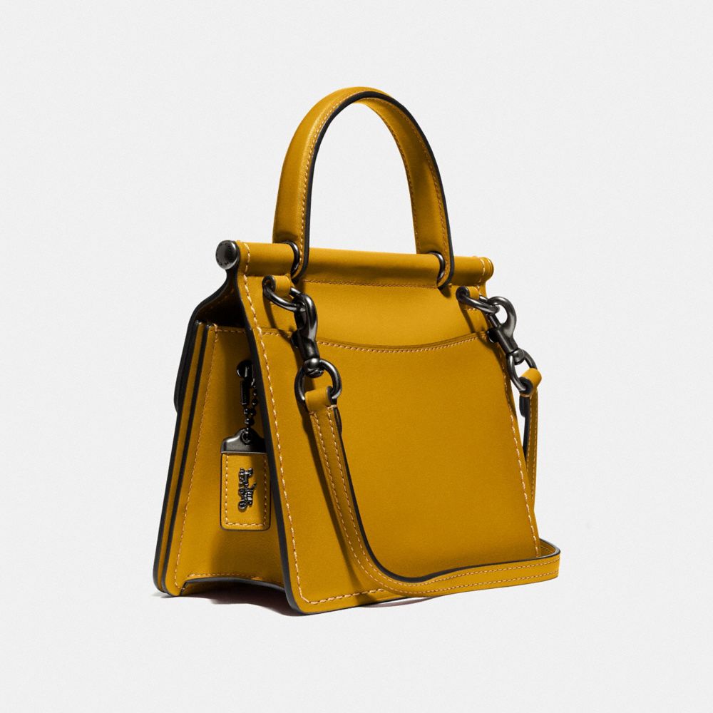 COACH Willis Top Handle 18