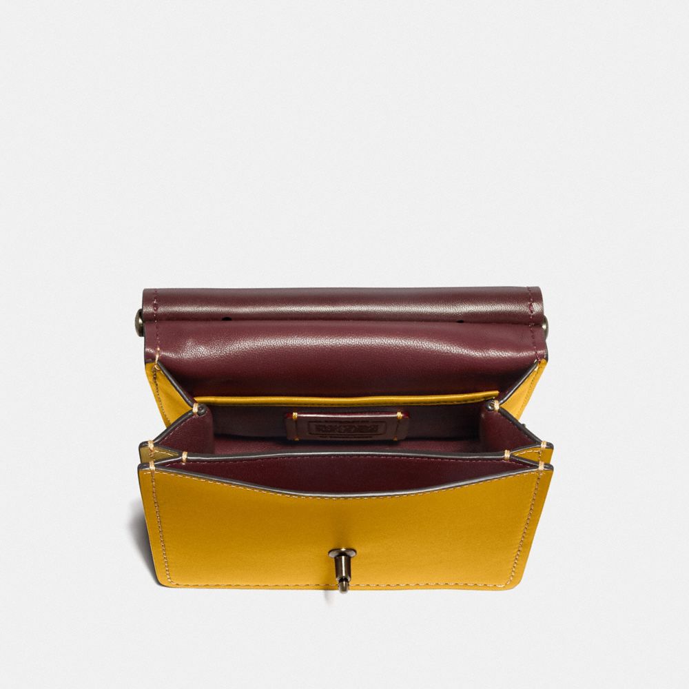 COACH Willis Top Handle 18