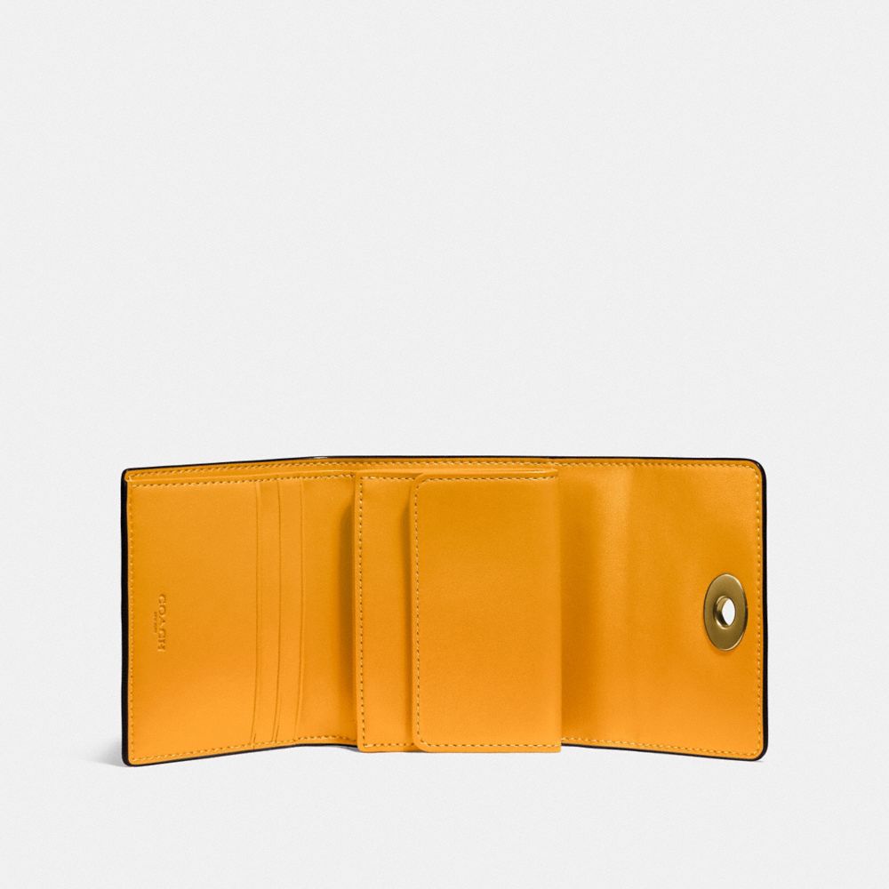 SIGNATURE TURNLOCK SMALL WALLET IN BLOCKED SIGNATURE CANVAS - Alternate View 1