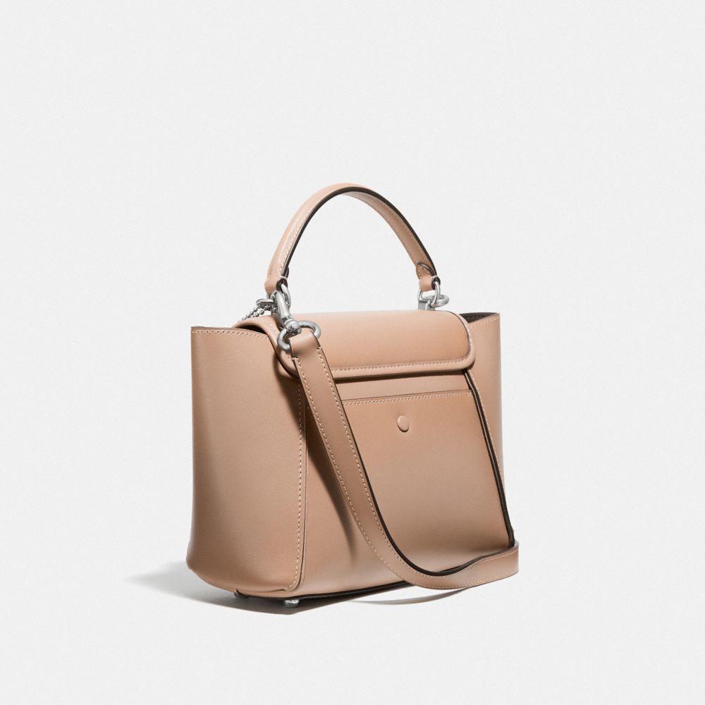 courier carryall