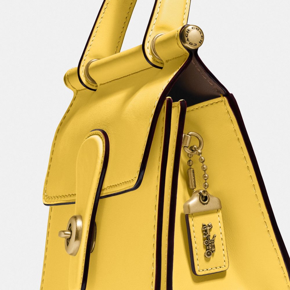 COACH Willis Top Handle 18