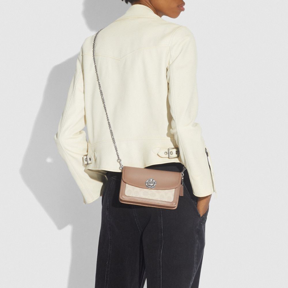 coach crossbody signature canvas