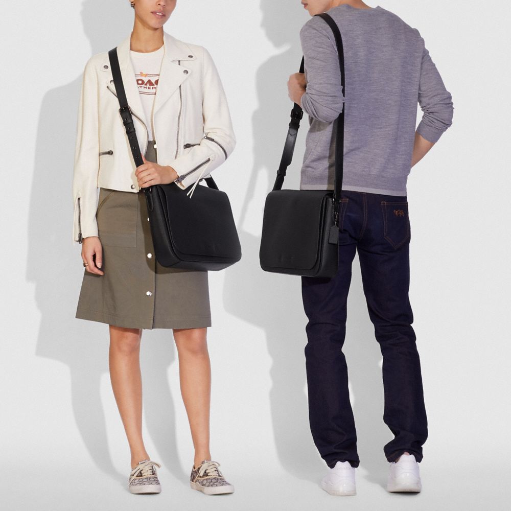 SAC MESSENGER GOTHAM 34 - Alternate View 3