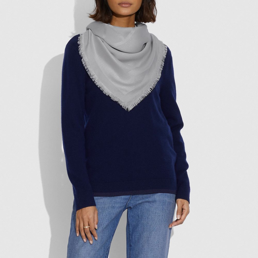 Coach Grande &eacute;Charpe Carr&Eacute;E &agrave; Imprim&Eacute; Cheval Et Cal&Egrave;Che  Gris Femme Accessoires Foulards Alternate View 1