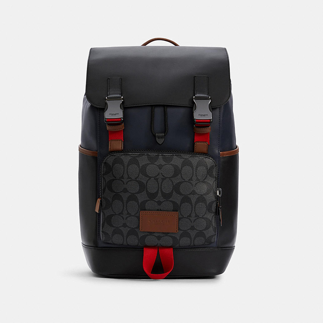 coach travel pack