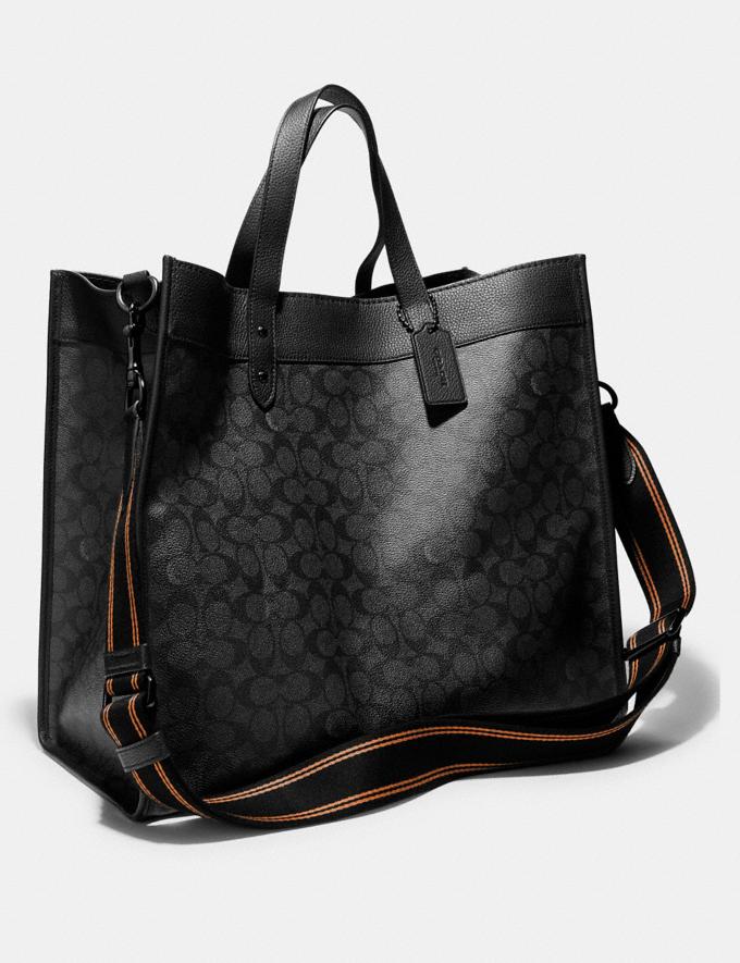 Coach Field Tote 40 in Signature Canvas Ji/Charcoal DEFAULT_CATEGORY Alternate View 4