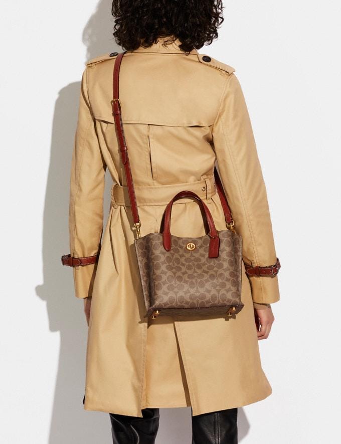COACH: Willow Tote 24 In Signature Canvas