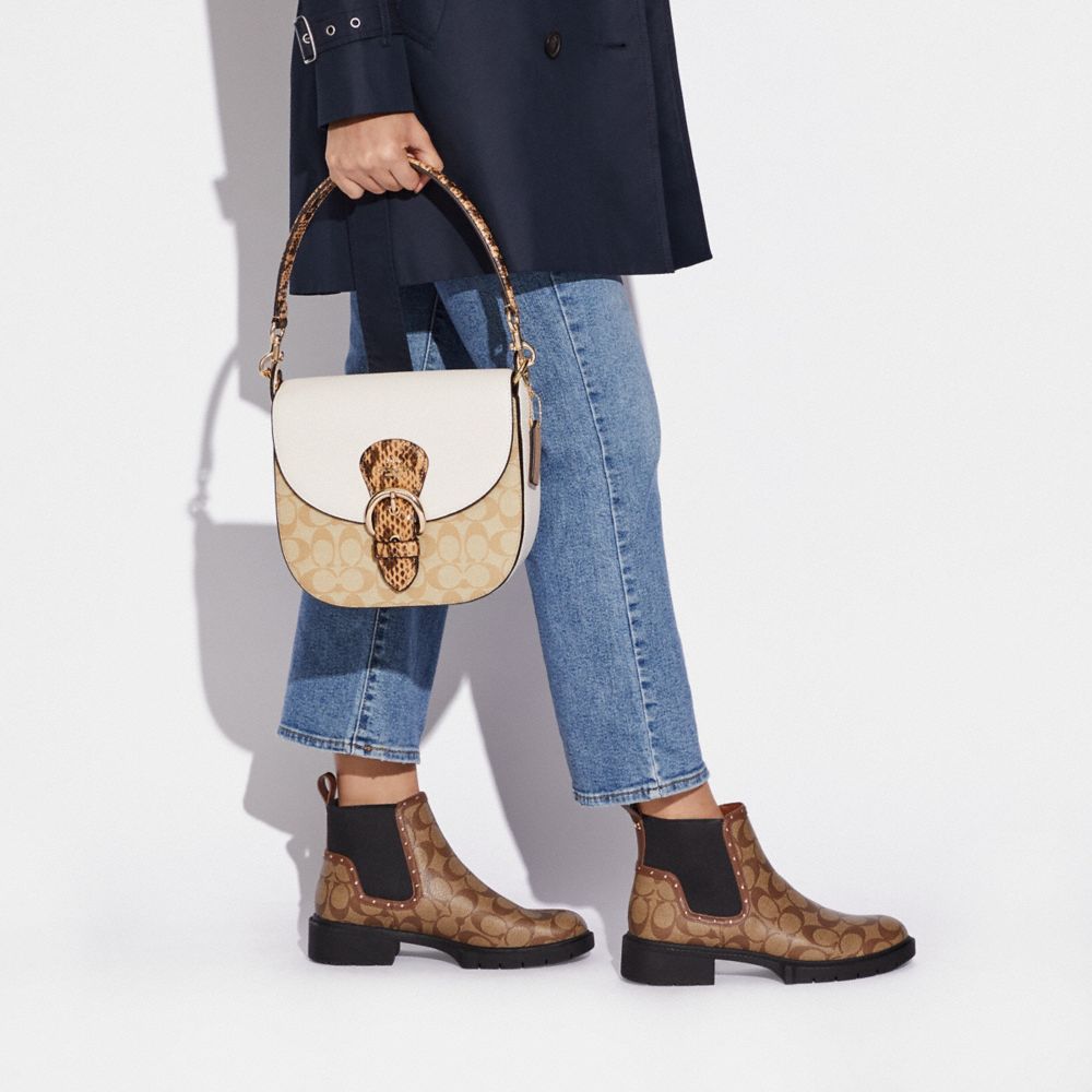 COACH Kleo Shoulder Bag 23 In Blocked Signature Canvas