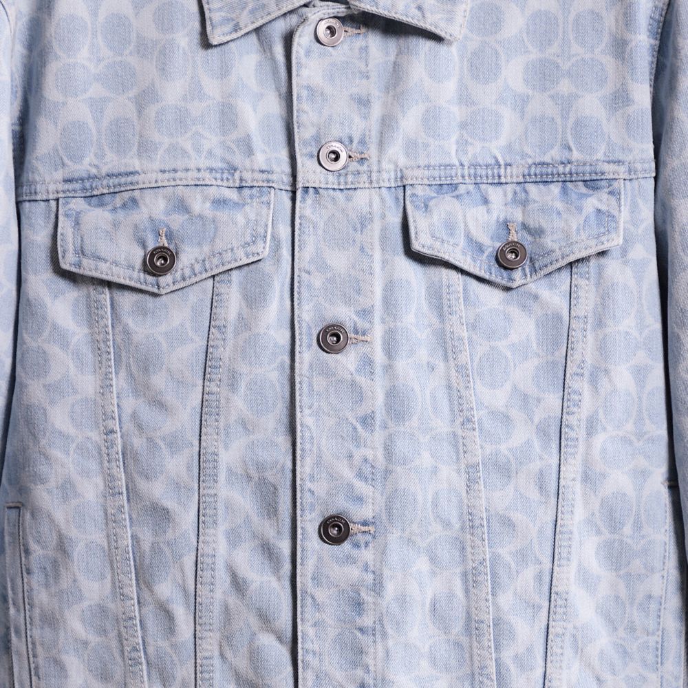 COACH®,Restored Signature Denim Jacket,Denim,Cotton,Denim,Trucker,Button,Casual,Blue,Scale View