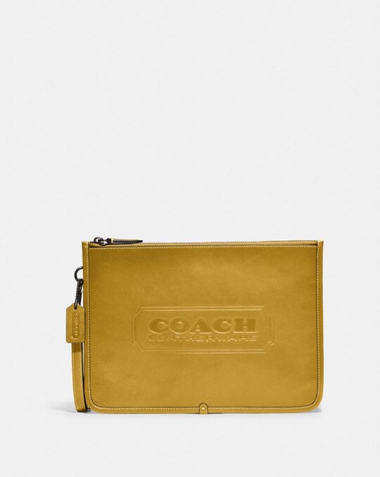 CHARTER POUCH WITH COACH BADGE