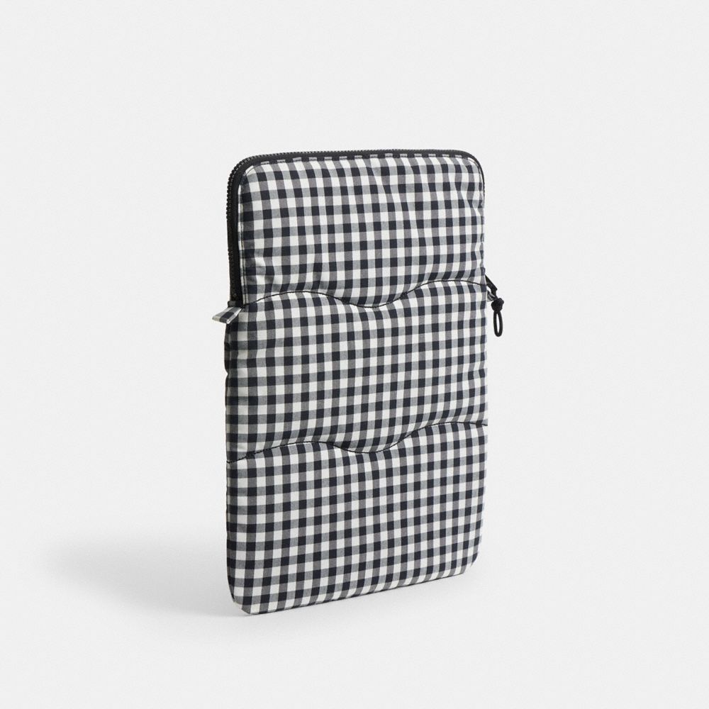 COACH®,Coachtopia Loop Laptop Sleeve With Wavy Quilting In Gingham,Recycled Polyester,Laptop Sleeve,Plastic,Applique,Logo,...,Multi Color,Angle View
