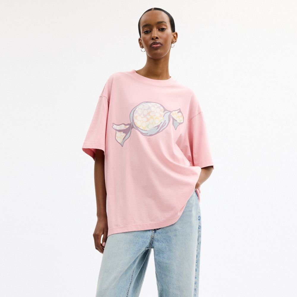 COACH®,Candy Relaxed T-Shirt In Organic Cotton,Organic Cotton,T Shirt,Logo,Casual,Pink,Scale View