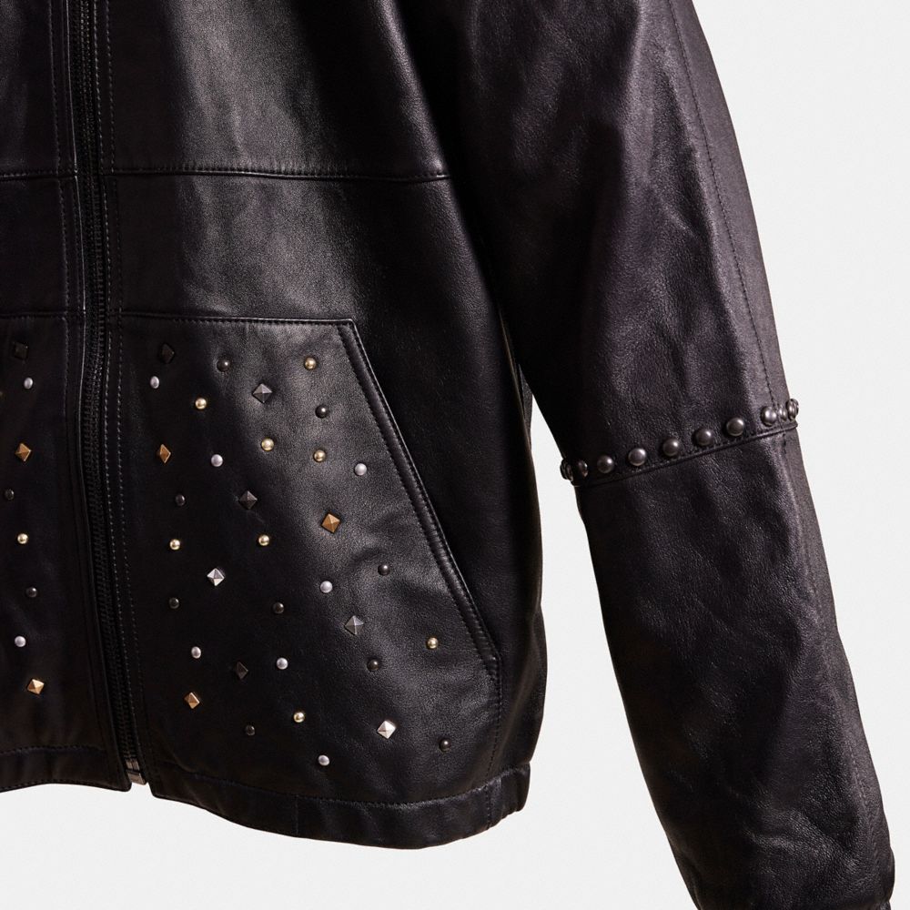 COACH®,UPCRAFTED LEATHER TRAINER,Leather,,Scale View