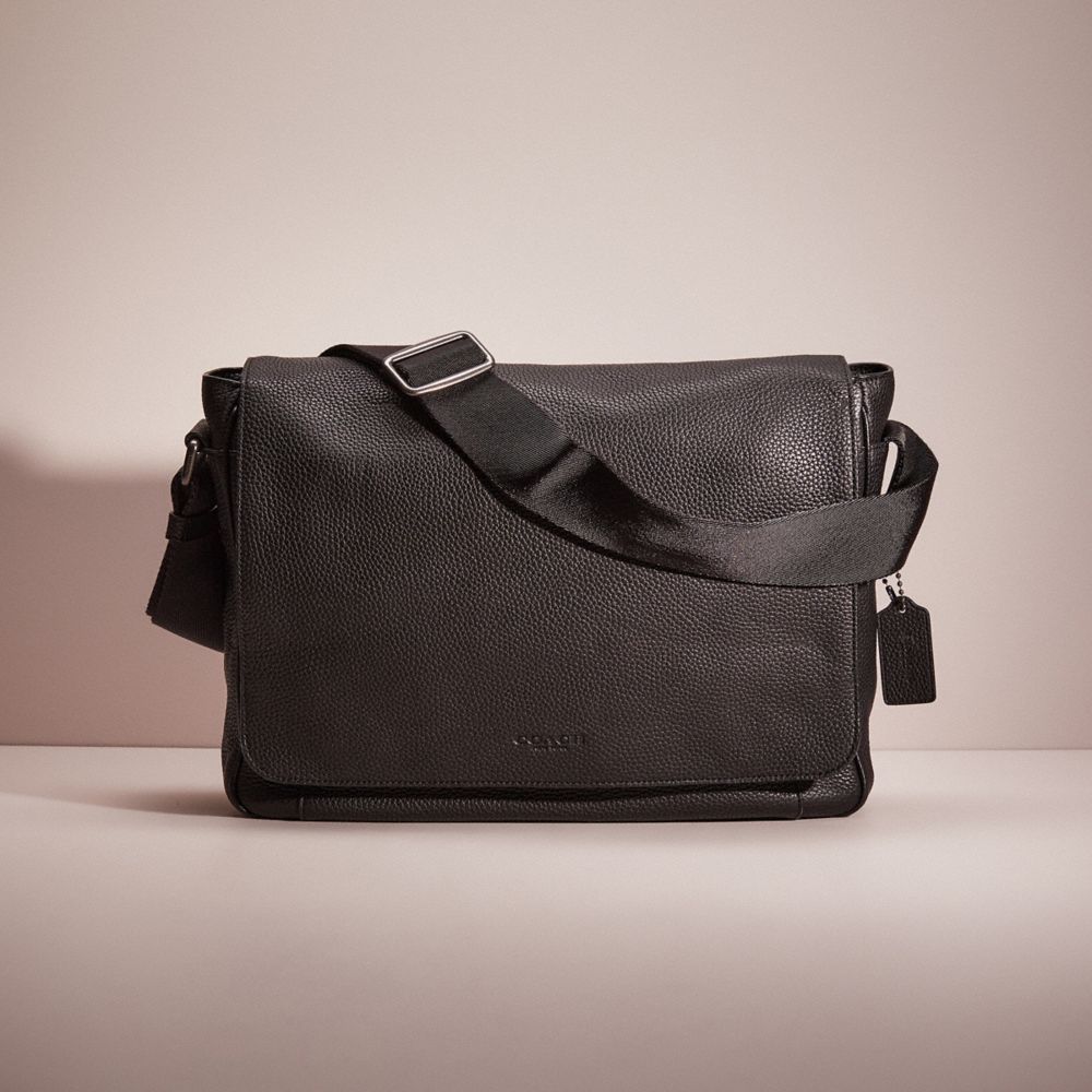 COACH®,RESTORED METROPOLITAN COURIER,Pebble Leather,Large,,Front View