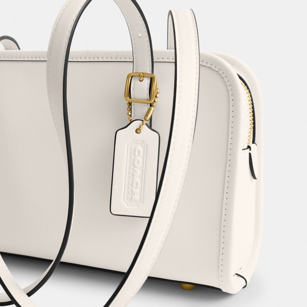 COACH®,Swing Zip Bag,Leather,Shoulder Bag,Logo,Work,Cream,Closer View