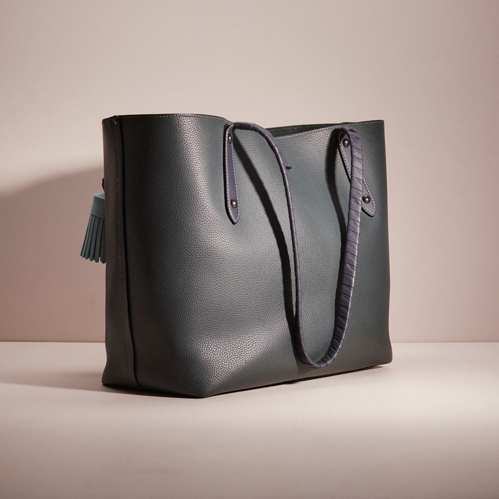 COACH®,UPCRAFTED MARKET TOTE WITH METALLIC INTERIOR,,Angle View