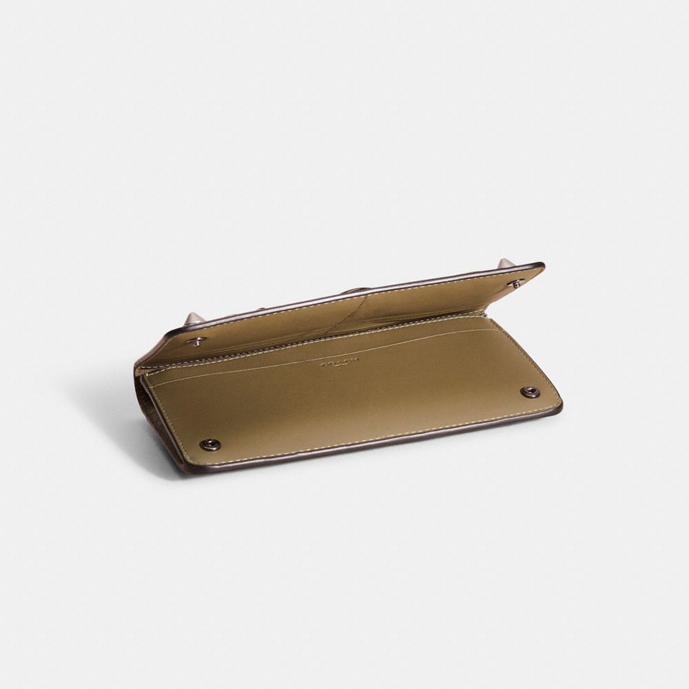 COACH®,UPCRAFTED BELT BAG CREATION,,Inside View,Top View