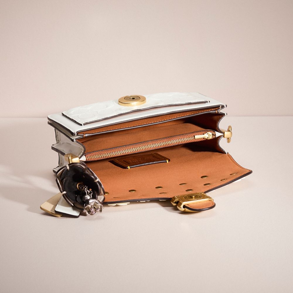 COACH®,Upcrafted Tabby Shoulder Bag 20 In Signature Leather,,Inside View,Top View