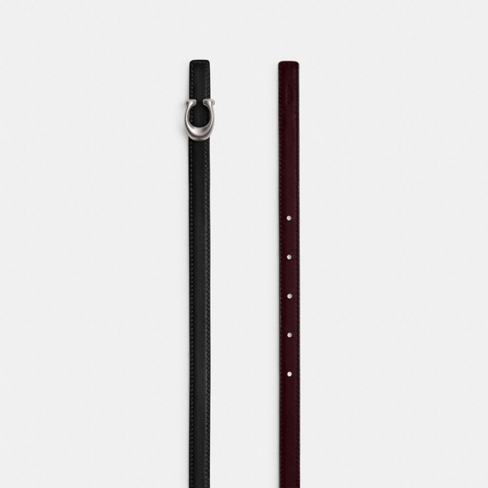 COACH®,Sculpted Signature Buckle Reversible Belt, 13 Mm,Calfskin Leather,Standard,Logo,Brass Gold,Day Party,Black,Angle View