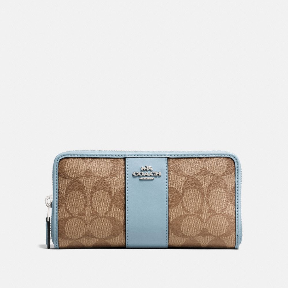 coach wallet outlet clearance