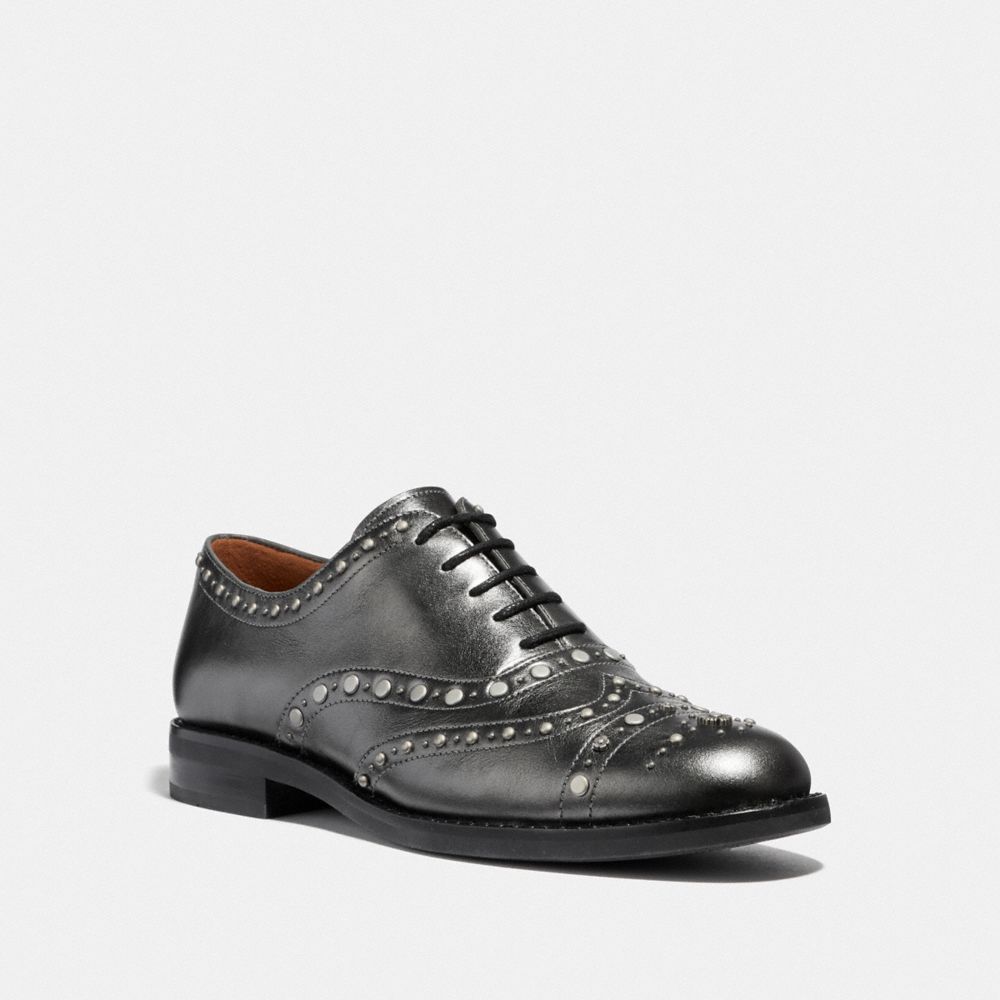 TEGAN OXFORD WITH STUDS