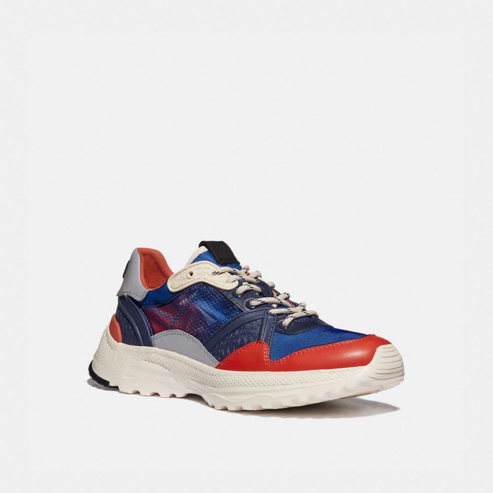 coach c143 runner